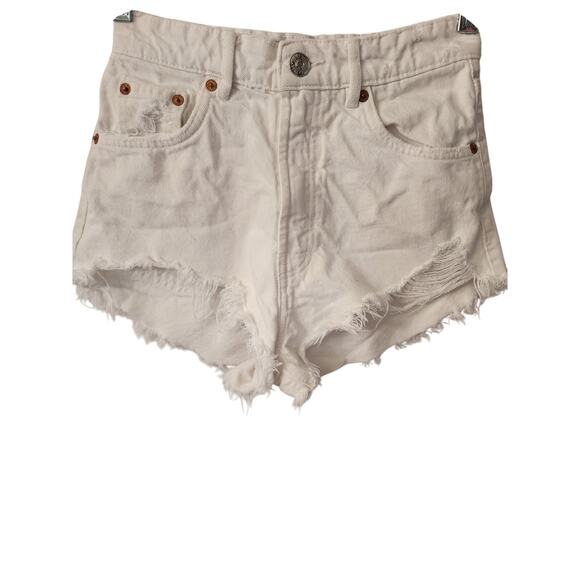 Zara White Distressed Frayed Raw Hem Shortie Cutoff Shorts Size 2 - Picture 2 of 5